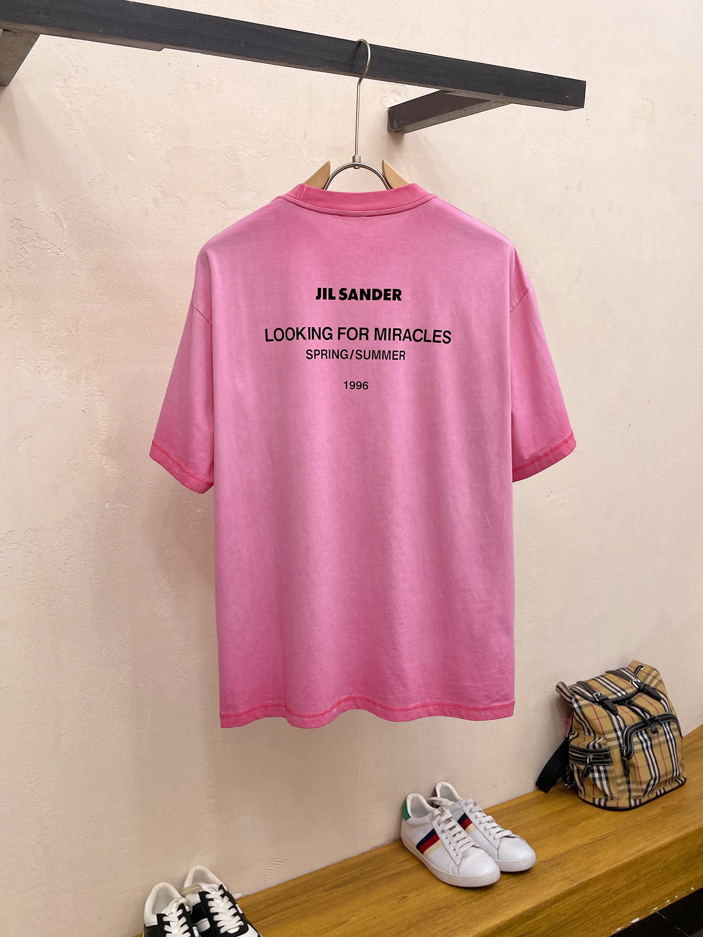 short sleeves